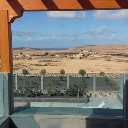 - Upper Deck Double Private In Barbuja Апартаменты